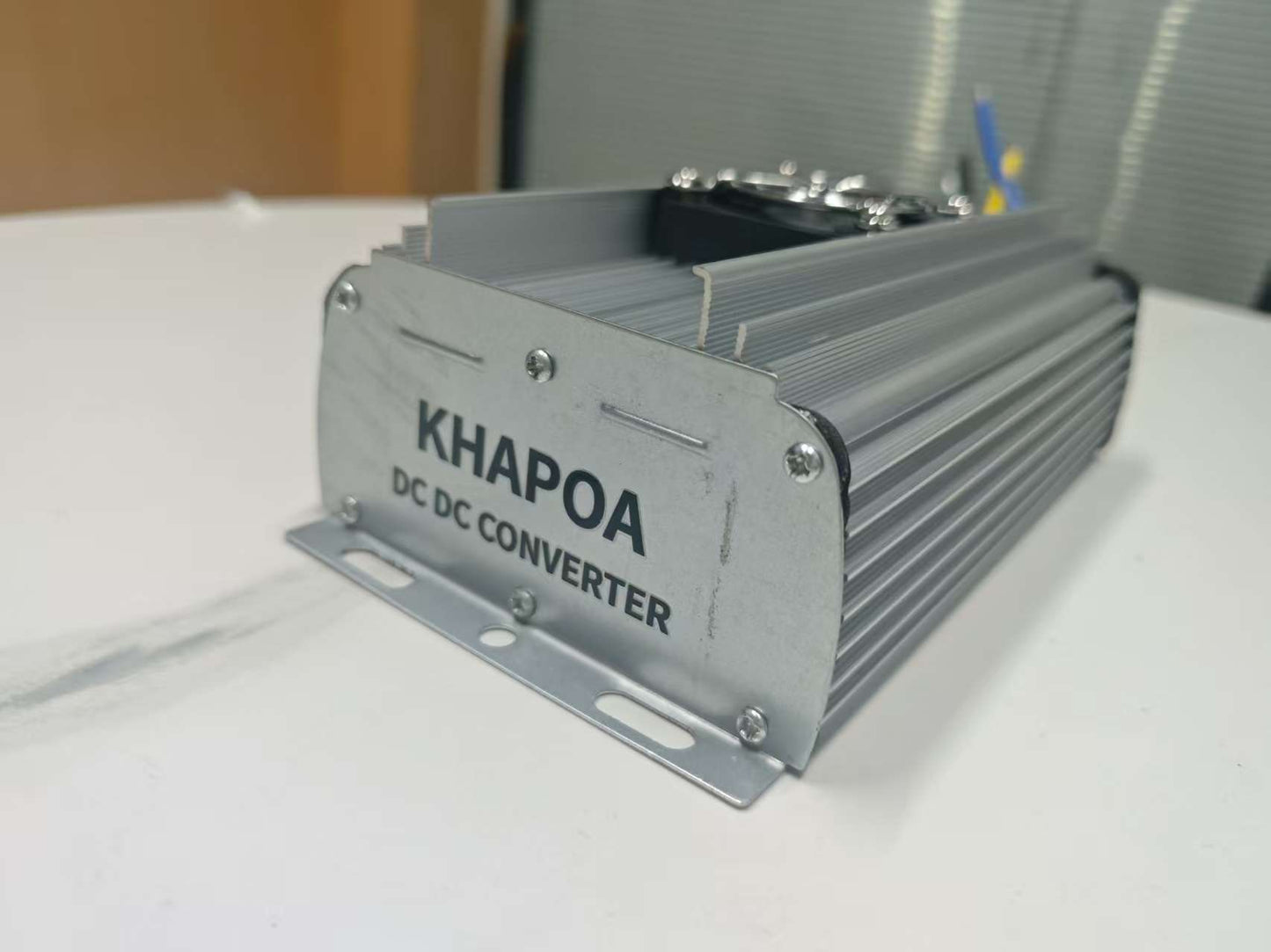 KHAPOA 120V to 12V 50A DC Step Down Converter